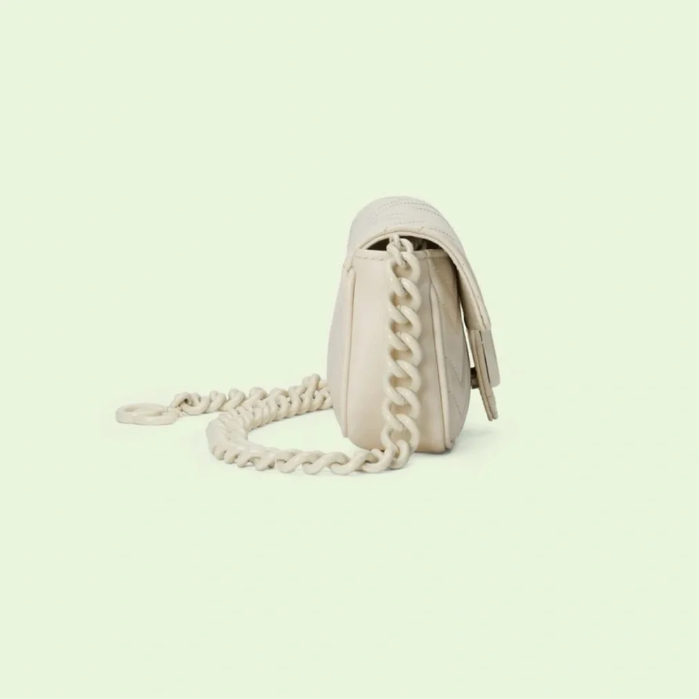 NIB Gucci Cream Quilted Crossbody/ belt Bag